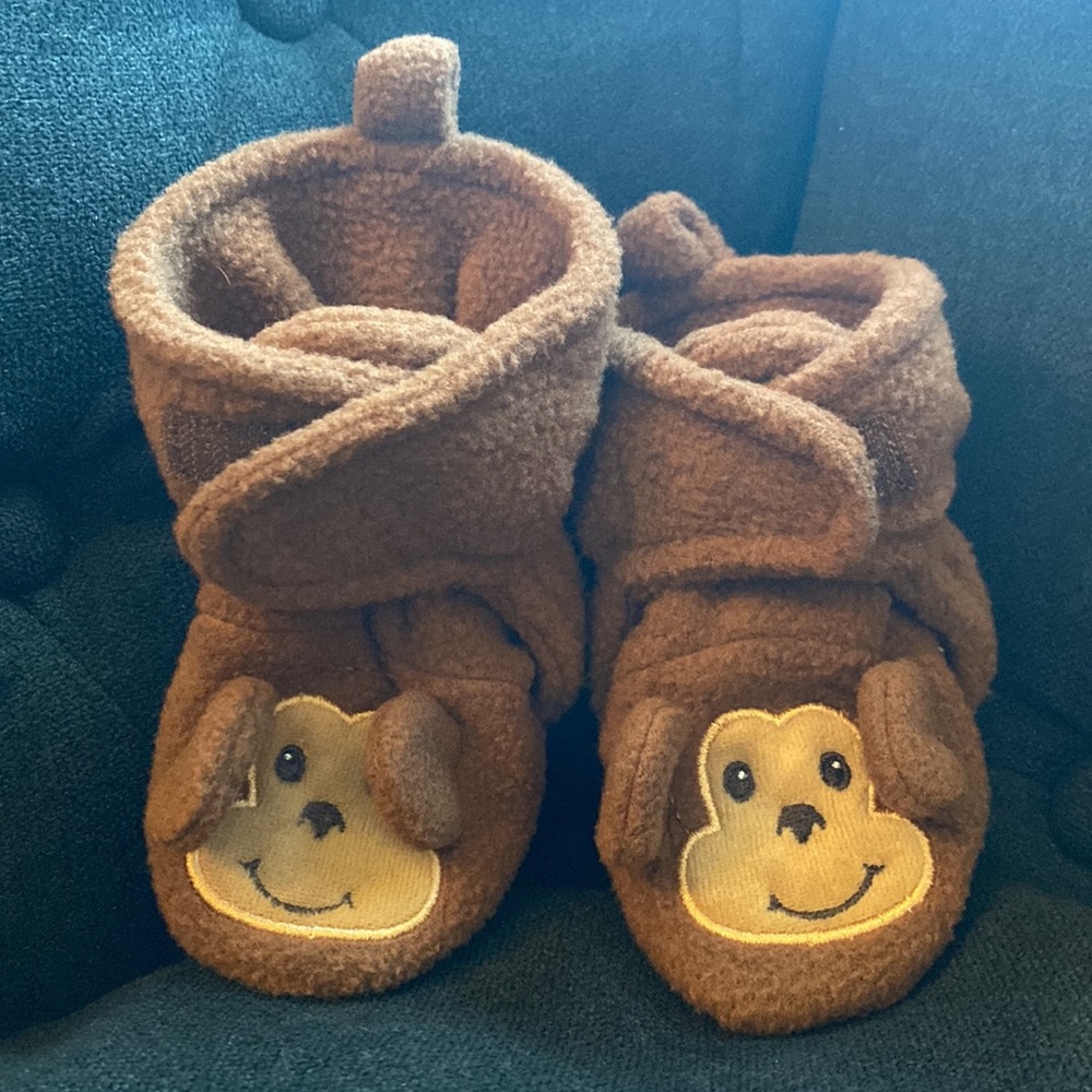 Monkey baby shoes 6-12 baby booties brown